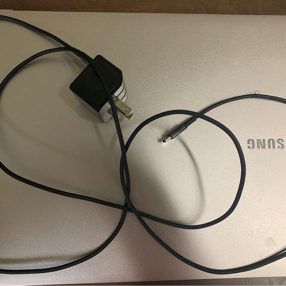 Samsung Chromebook OS Intel Celeron 15.6” 64gb - Picture 6 of 6